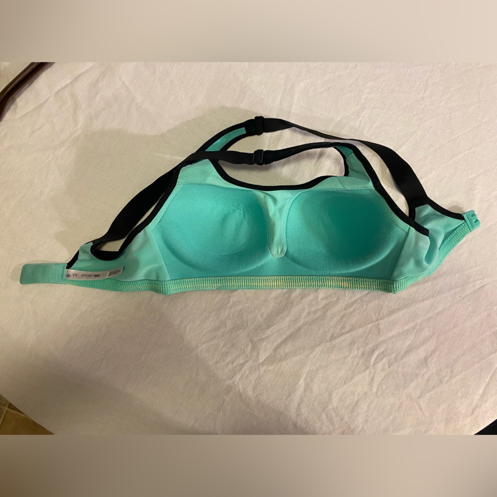 Victoria Secret sport bra size 32C Like New - Picture 6 of 10